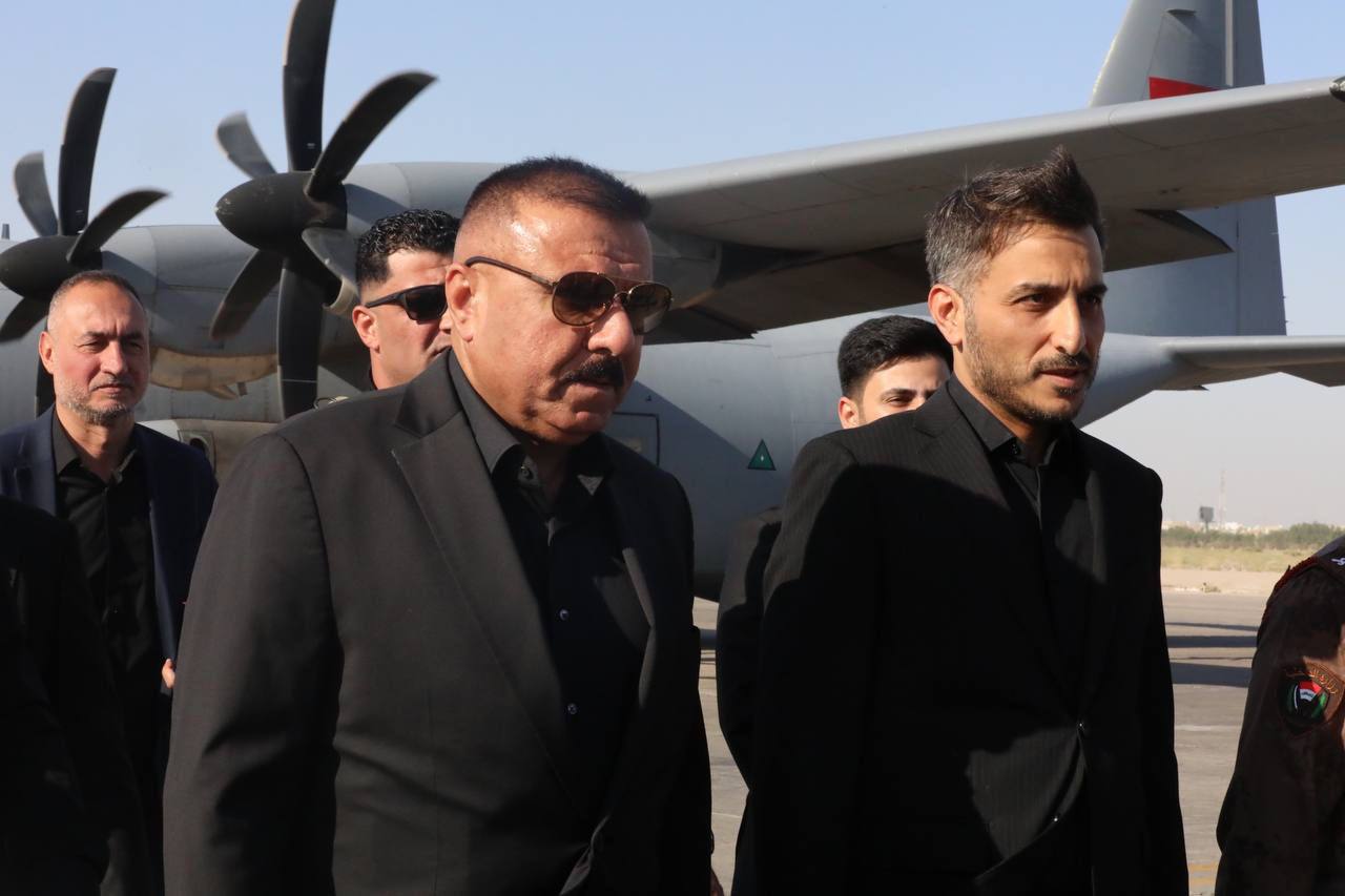 وزير الداخلية عبد الأمير الشمري يصل إلى النجف الأشرف للإشراف على خطة تأمين زيارة ذكرى استشهاد الرسول (ص)