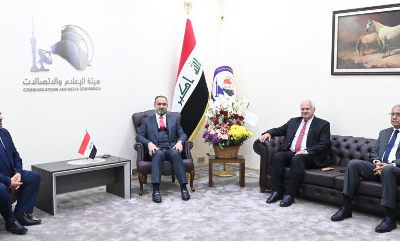 تعزيز التعاون بين هيأة الإعلام والاتصالات واتحاد الأدباء والكتّاب في العراق