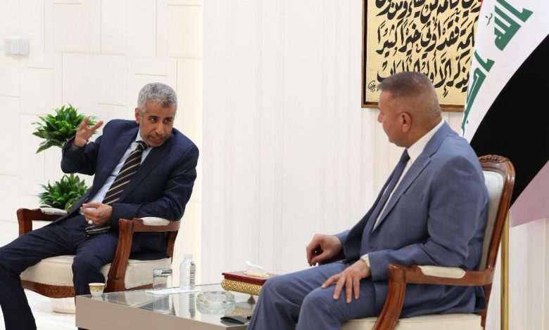 الشمري يبحث مع كومان التعاون المشترك ويستعرض تحضيرات مؤتمر وزراء الداخلية العرب الشمري يبحث مع كومان التعاون المشترك ويستعرض تحضيرات مؤتمر وزراء الداخلية العرب