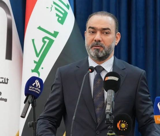 التحقيقات تكشف تفاصيل أولية عن مقطع مفبرك استخدم في حملة تسقيط وابتزاز ضد رئيس هيئة الإعلام والاتصالات